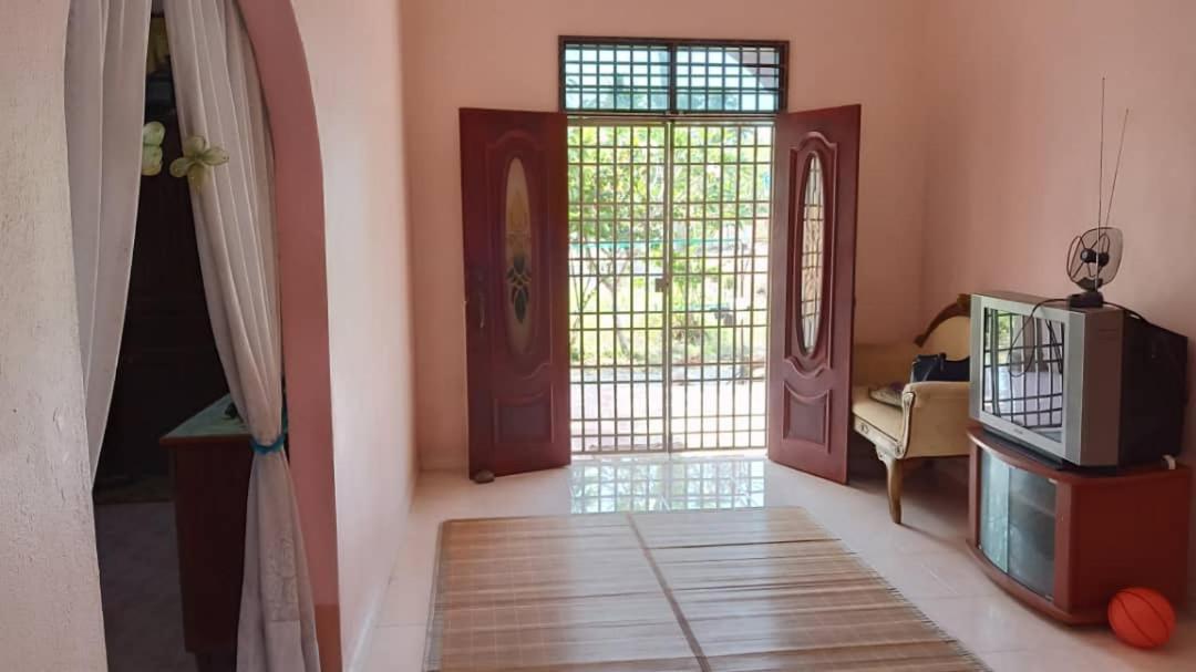 Homestay Zahra Sri Bayu Cherang Ruku Exteriér fotografie