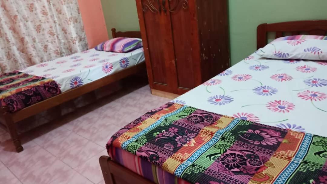 Homestay Zahra Sri Bayu Cherang Ruku Exteriér fotografie