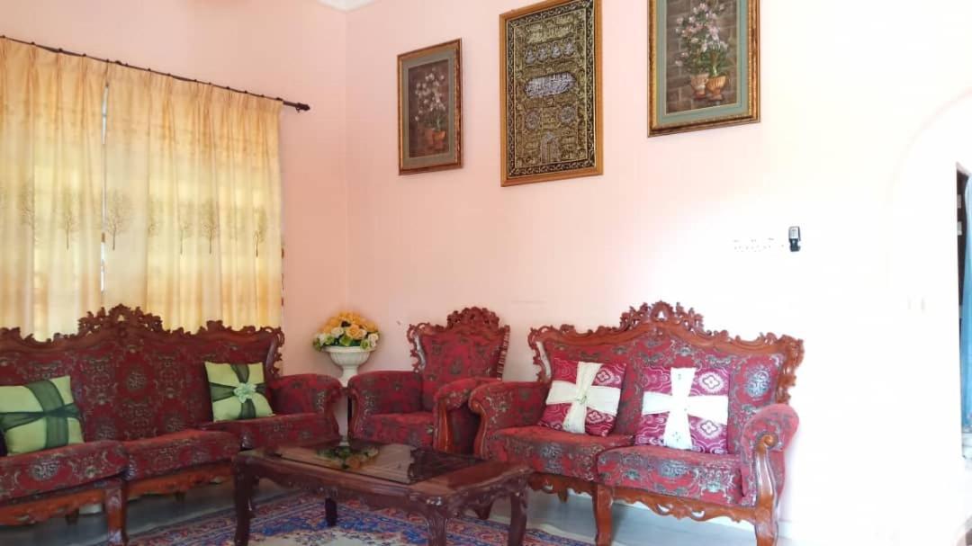 Homestay Zahra Sri Bayu Cherang Ruku Exteriér fotografie